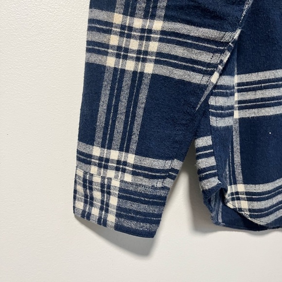 J.Crew Men’s Navy Plaid Flannel Shirt with Suede Elbow Patches - Size M - Picture 14 of 15